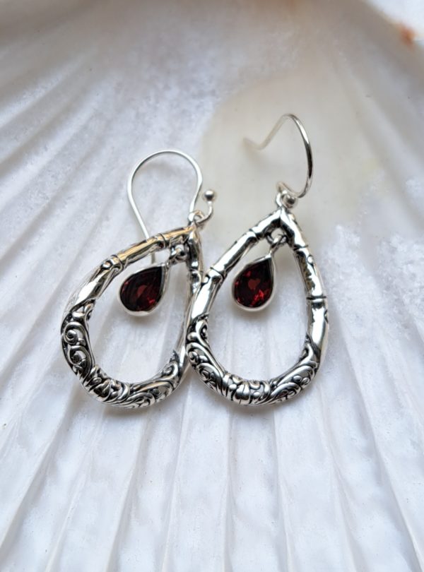 Boucles d'oreilles grenat argent