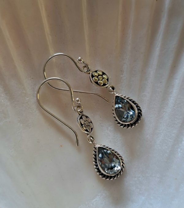 Boucles d'oreilles topaze bleue argent