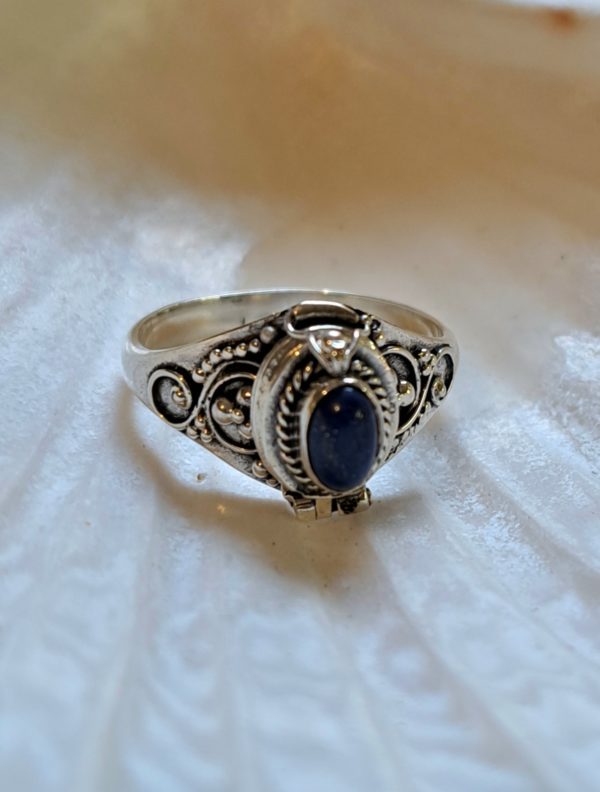 Bague lapis lazuli poison argent