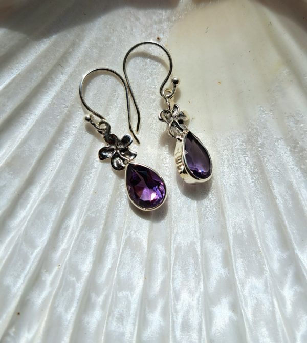 Boucles d'oreilles améthyste fleur argent